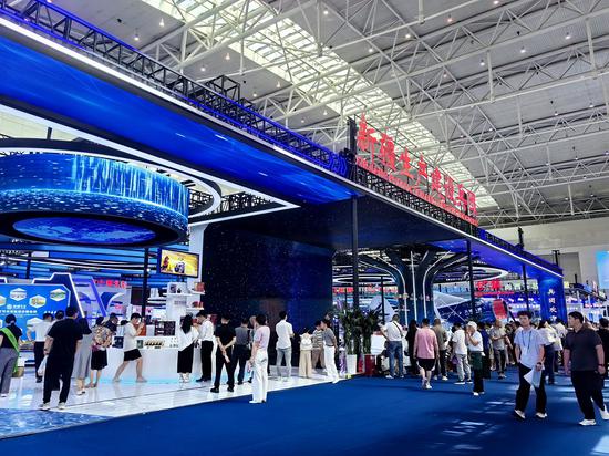 新疆生产建设兵团展馆。胡杨网记者 李雨浪 摄