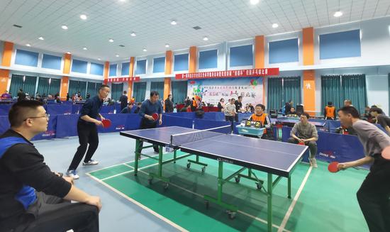 阿拉尔市“援疆杯” 校园乒乓球赛顺利开赛