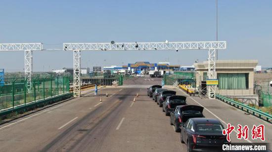 新疆霍尔果斯公路口岸出口国产商品车突破3万辆