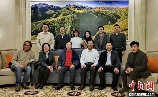 聚焦两代人援疆故事 电影《援疆干部》择日开机