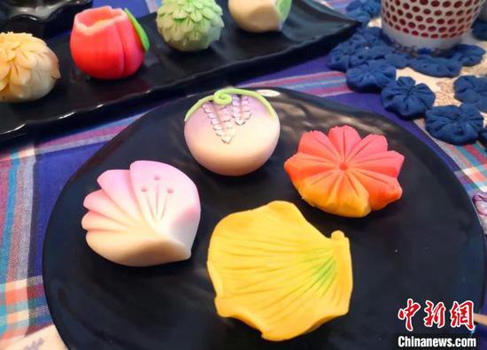 专稿 | 度日如诗！新疆兵团美食“达人”缘何迷上唐菓子？