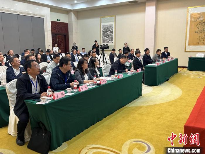 新疆何以建成国家物流枢纽？多方专家学者“把脉会诊”