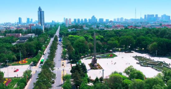 新疆石河子市何以称“共和国军垦第一城”