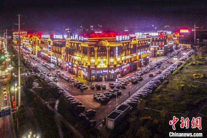 再获“国字号”招牌！新疆兵团这里“夜经济”为何能出圈？
