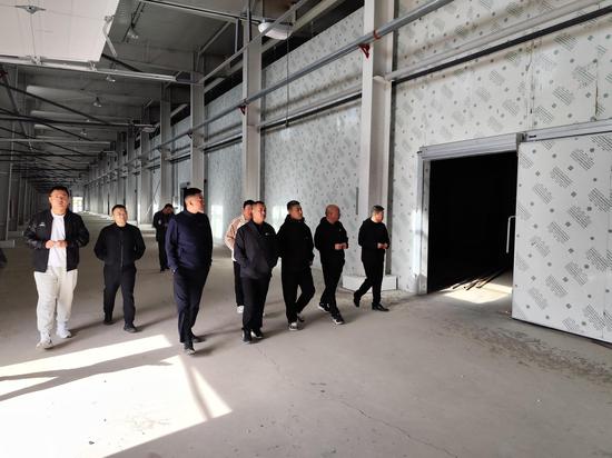 2024年10月11日,招商企业在冷链物流项目现场考察 2024年10月11日,招商企业在冷链物流项目现场考察