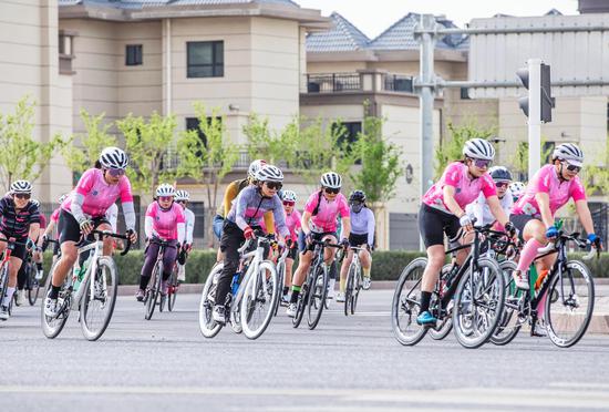 女子组比赛现场。刘万乐 摄