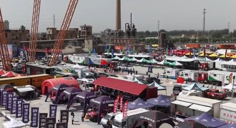 【与你为邻】西班牙机械师：希望能感受更多的新疆魅力